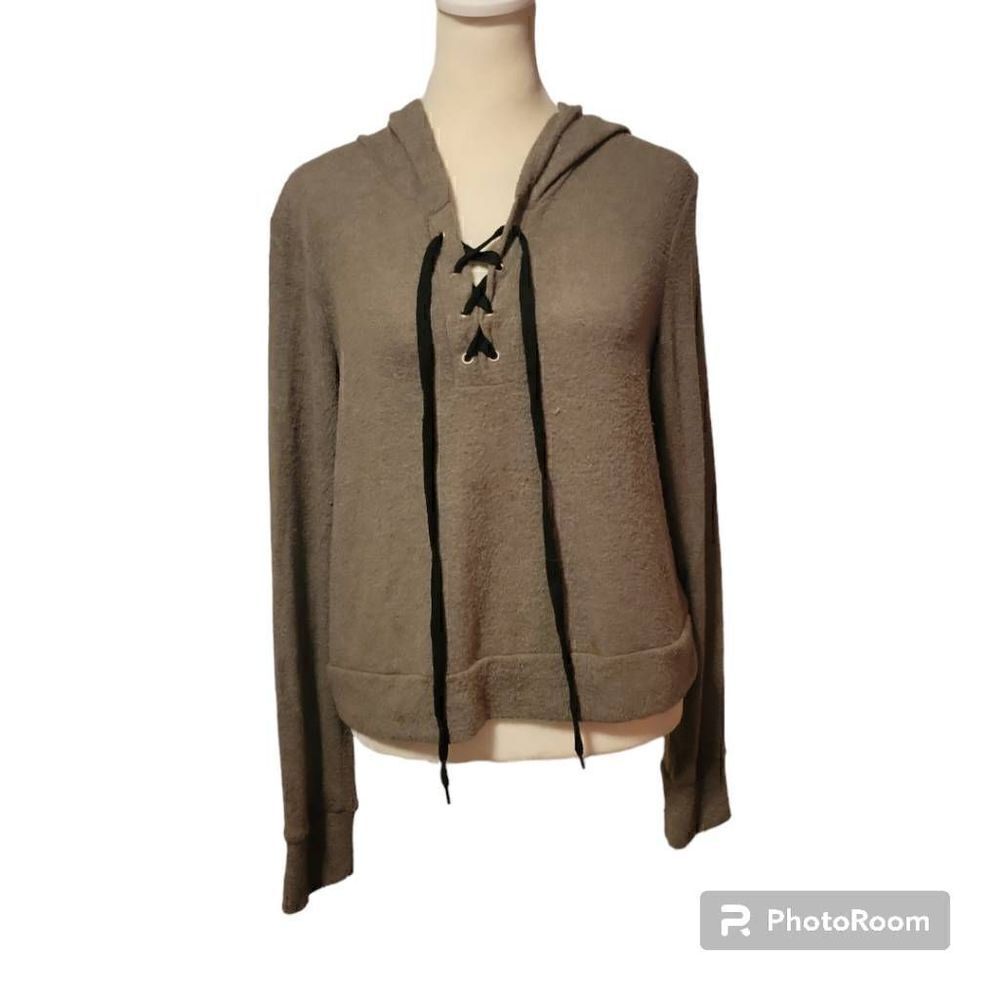 This&More Young Contemporary Lightweight Hoodie Size Medium